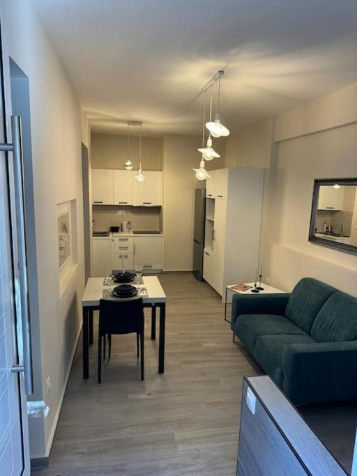 Orchids Apartment Athens